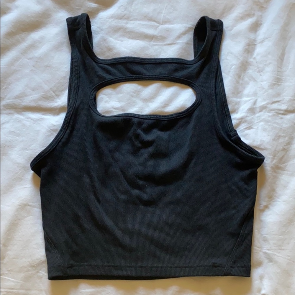 Lululemon black cutout tank
